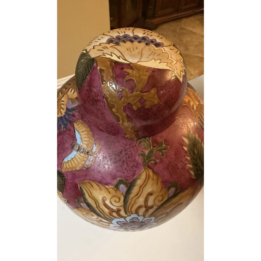 Vintage Hand painted Chinese Vase W Lid pottery With Floral &‎ Butterfly Accents